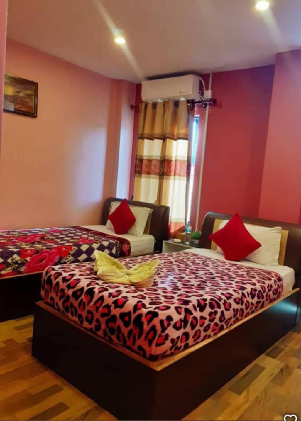 Hetauda Hotel Prabhu מראה חיצוני תמונה